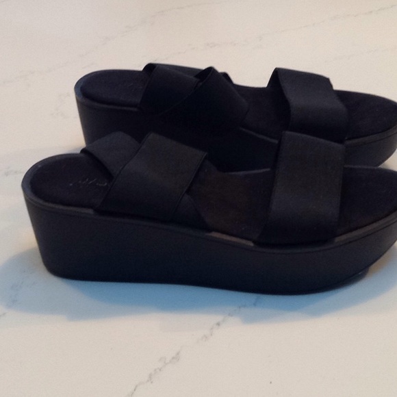 J/slides black wedge sandals - Picture 2 of 5